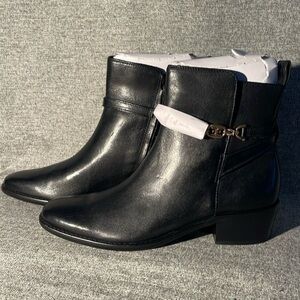 Sam Edelman Brawley Buckled Ankle Boots. NEW